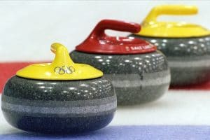 Lire la suite à propos de l’article Une brève histoire du curling – de l’Écosse médiévale aux Jeux olympiques d’hiver