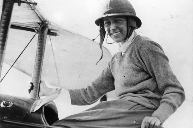 You are currently viewing « Queen of the Air »: la vie remarquable de l’aviatrice anglaise pionnière Amy Johnson